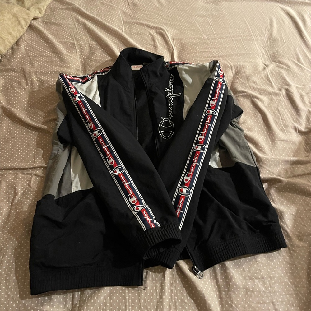 VERY RARE Champion windbreaker ‼️‼️